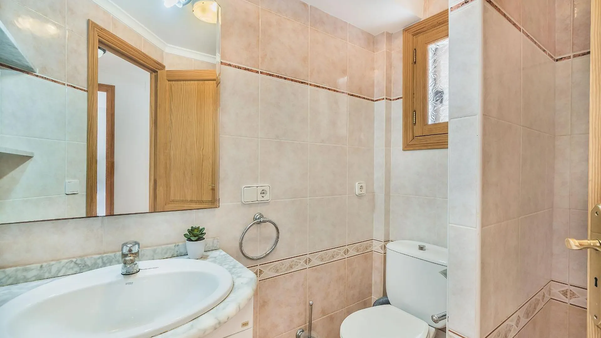 Duplex Con Terraza Cerca De La Playa Διαμέρισμα Αλκούδια